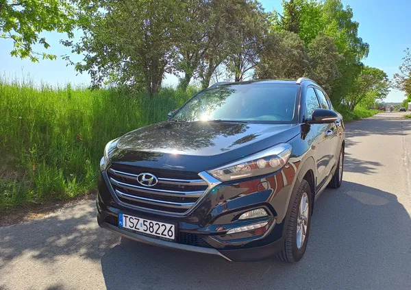 hyundai staszów Hyundai Tucson cena 63000 przebieg: 192000, rok produkcji 2015 z Staszów